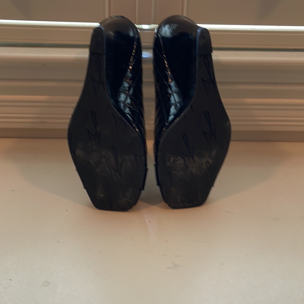 j vincent blk patent quilted wedges - Picture 4 of 4